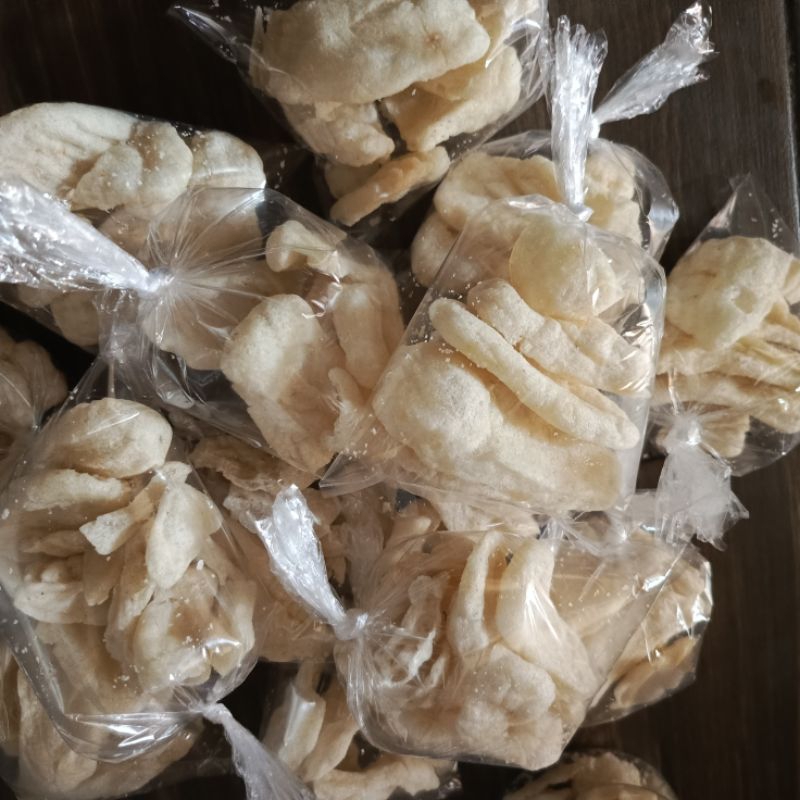 

TOPING SEBLAK(CUANKI LIDAH, PILUS CIKUR, SIOMAY KERING)