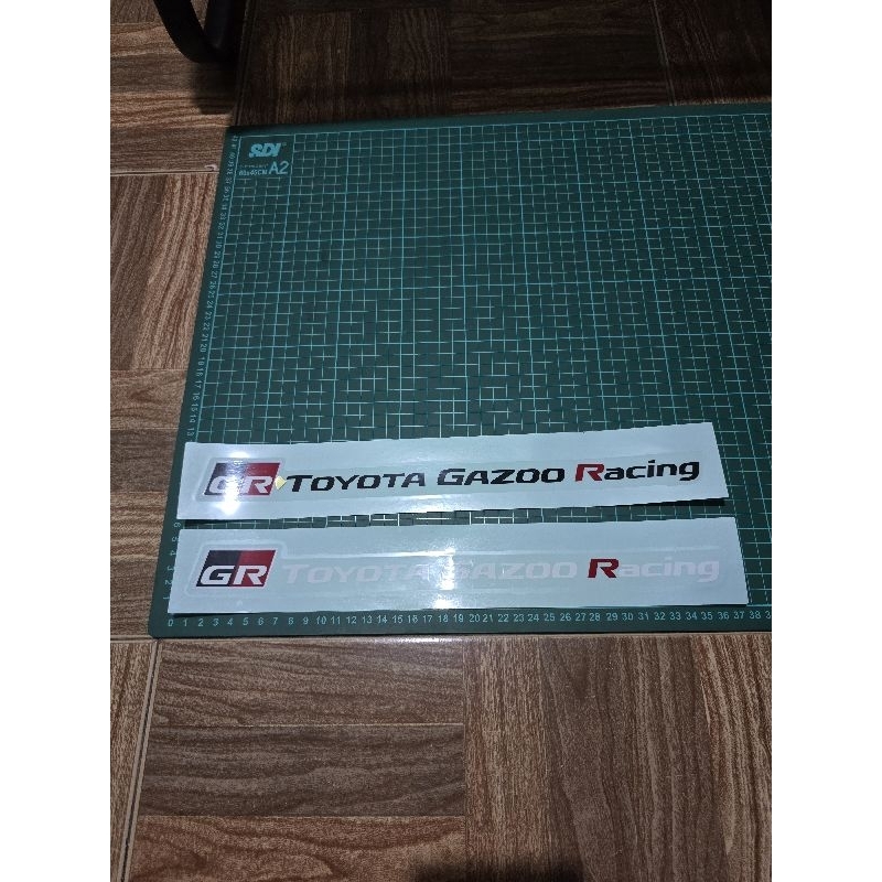 stiker mobil gr original toyota gazoo racing tinggal pasang