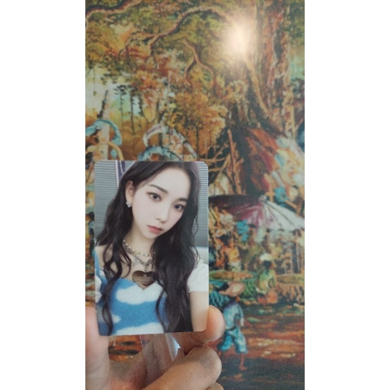 ( READY KARINA GIRLS US EXCLUSIVE PHOTOCARD ) AESPA 2ND MINI ALBUM GIRLS OFFICIAL PHOTOCARD KARINA V