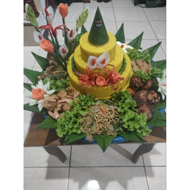 

parcel dan Tumpeng