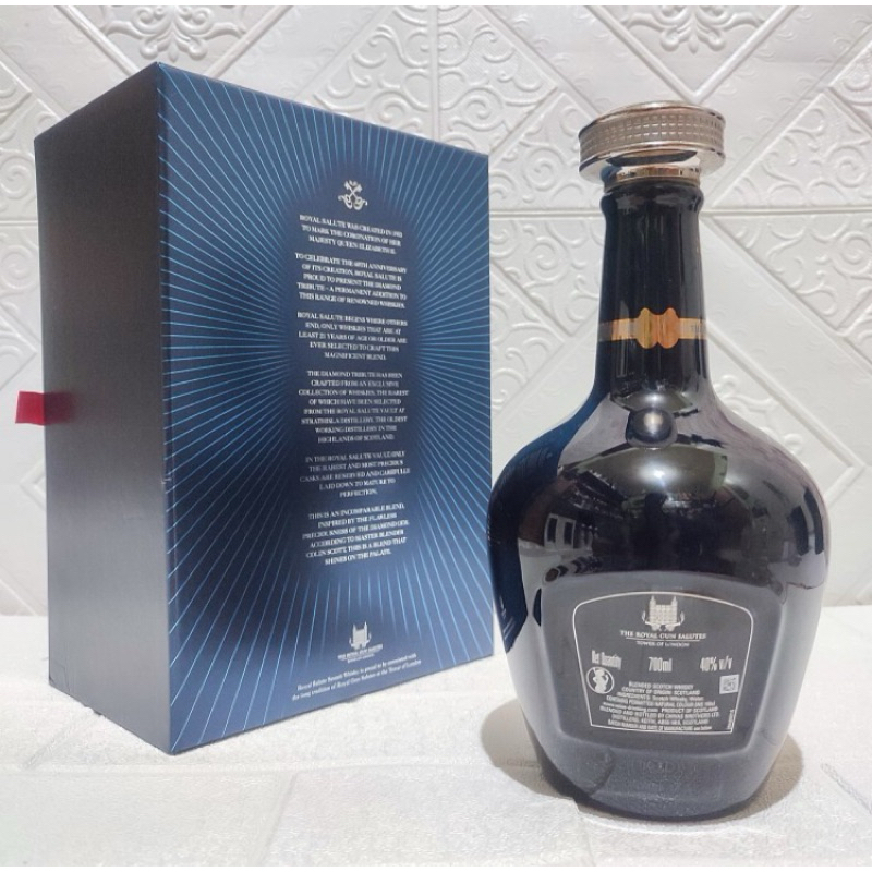 Botol Royal salute diamond tribute bahan keramik Botol koleksi Botol Wisky