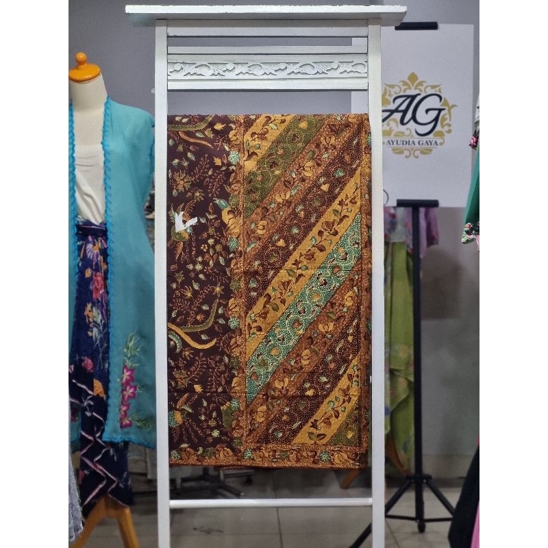 kain Batik Lasem
