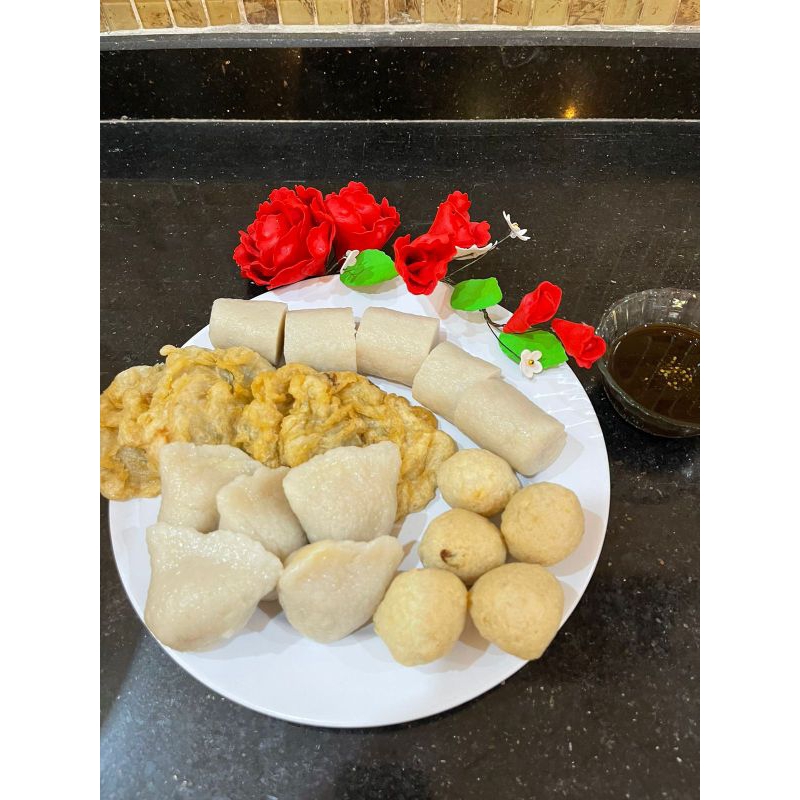 

PEMPEK D FROZEN FOOD Isi 20-50pcs