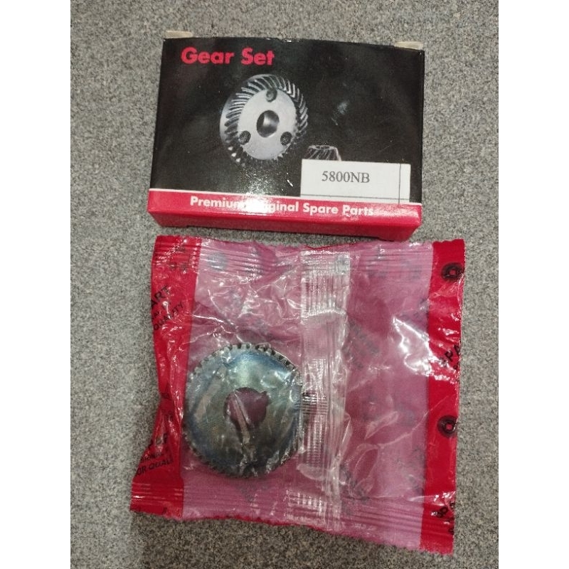 gear circularsaw makita 5800/gear sirkel kayu modern m 2600