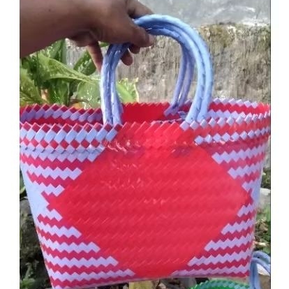 tas anyaman bahan kaca glosy jumbo
