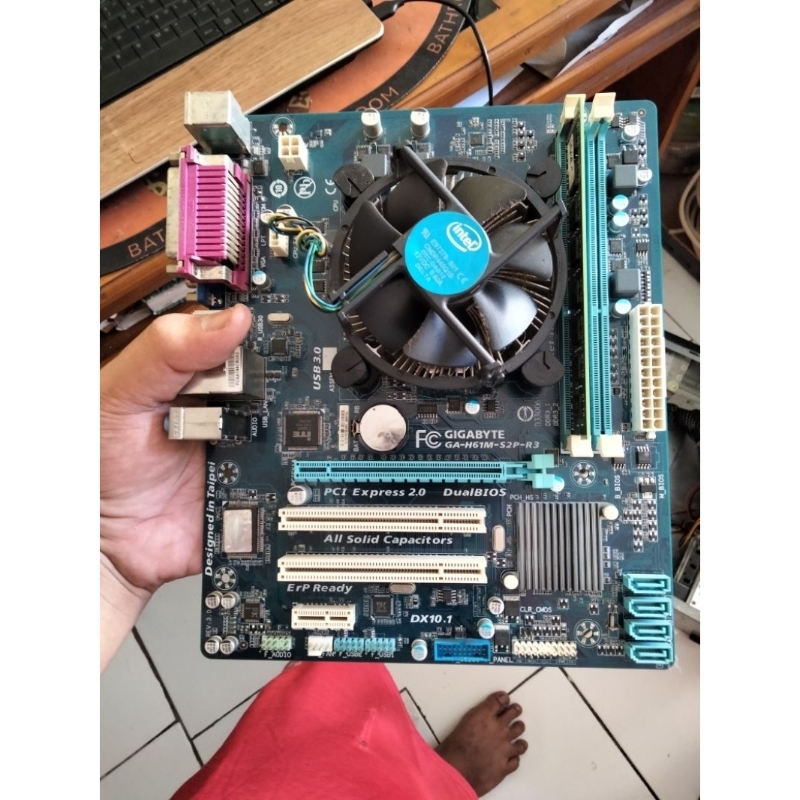 Motherboard LGA 1155 H61 Gigabyte GA-H61M-S2P-R3 Processor G2030 Ram 4GB