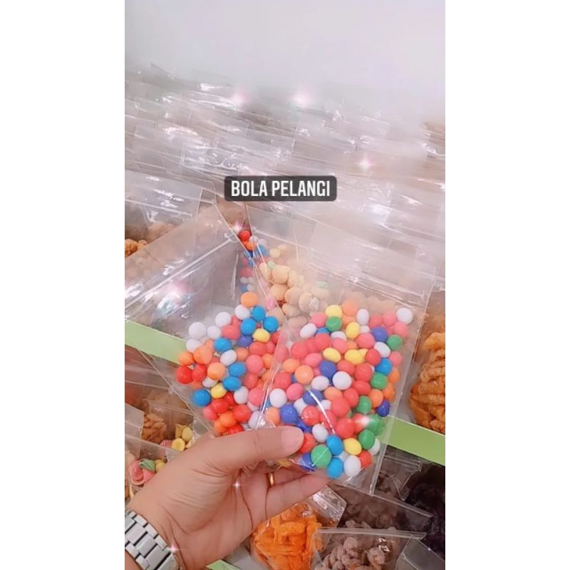 

BOLA PELANGI PER BUNGKUS