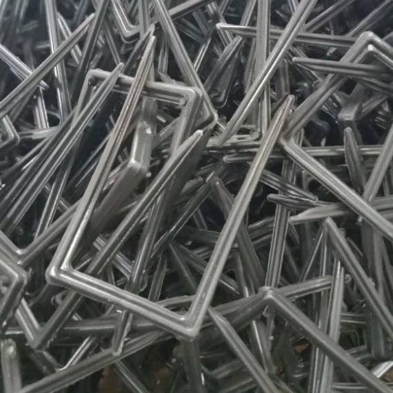 TERMURAH..PASAK PENJEPIT PLASTIK MULSA 10KG