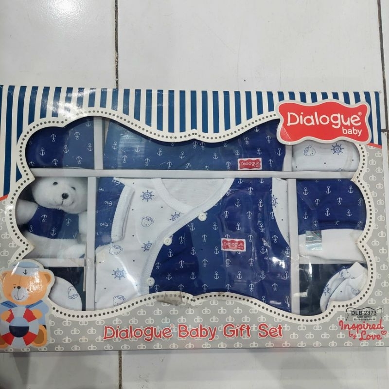 Dialogue Baby Gift Set