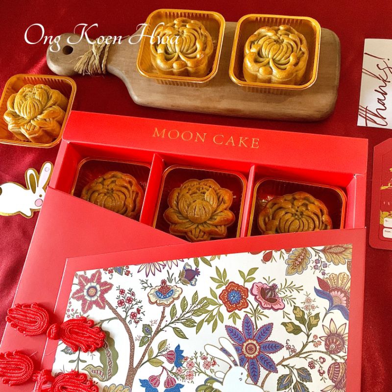 

MOONCAKE-ONG KOEN HWA