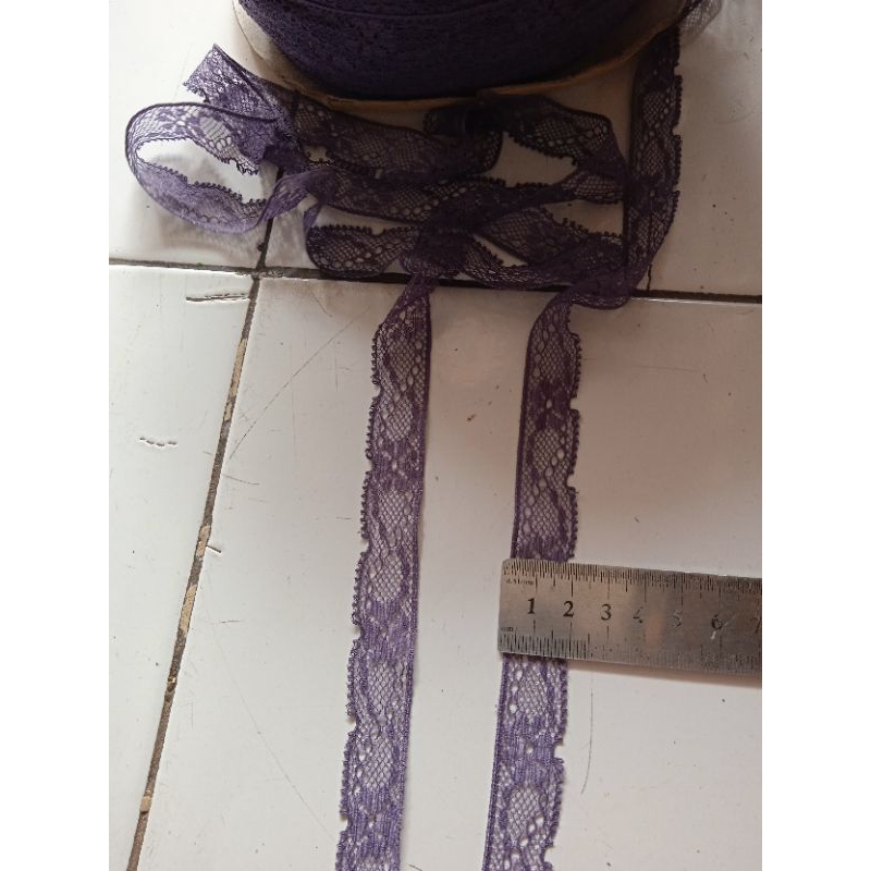 

Renda air kecil cantik