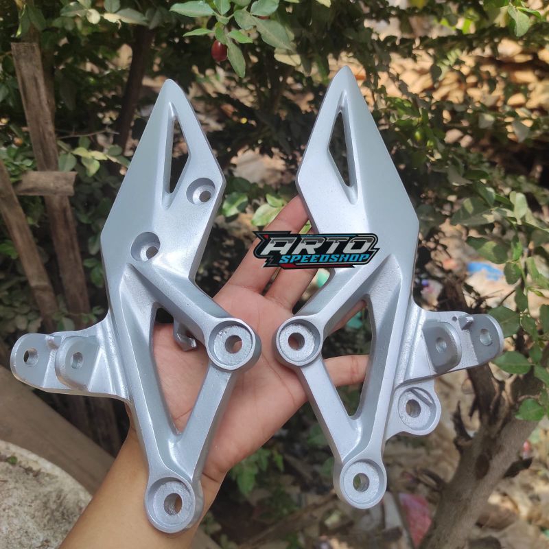 FOOTSTEP CBR 150R LED FACELIT DEPAN POSTEP BOSTEP POWER PIJAKAN KAKI DEPAN CBR 150