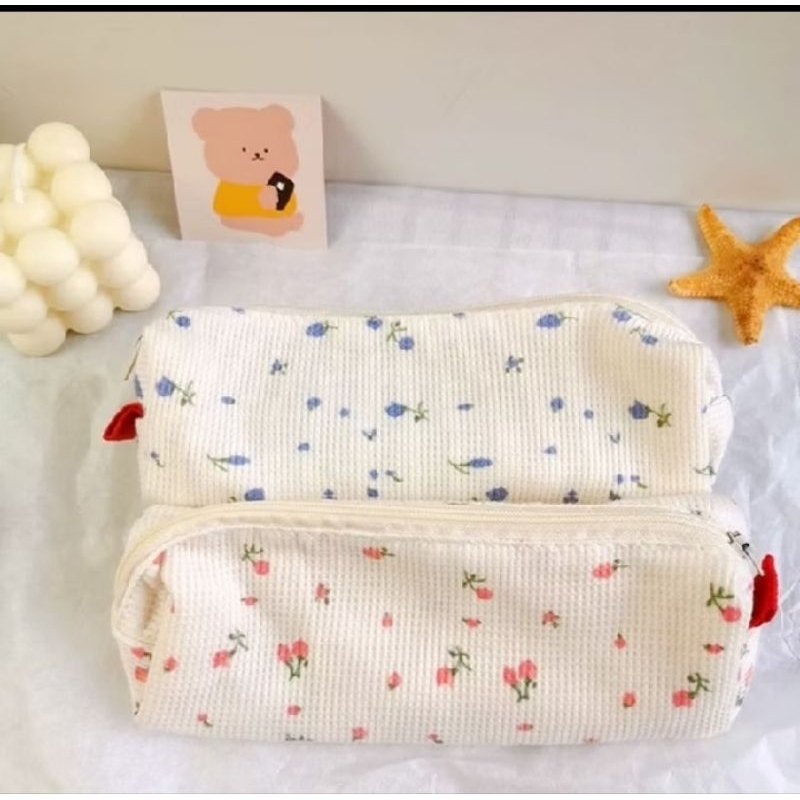 

Little Flower Pencil Case