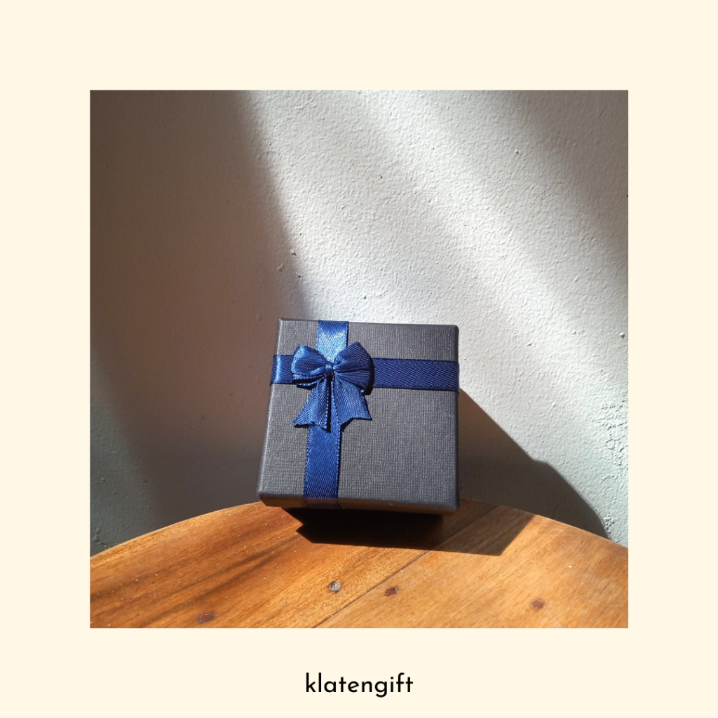 

Kotak box mini pita gift ultah
