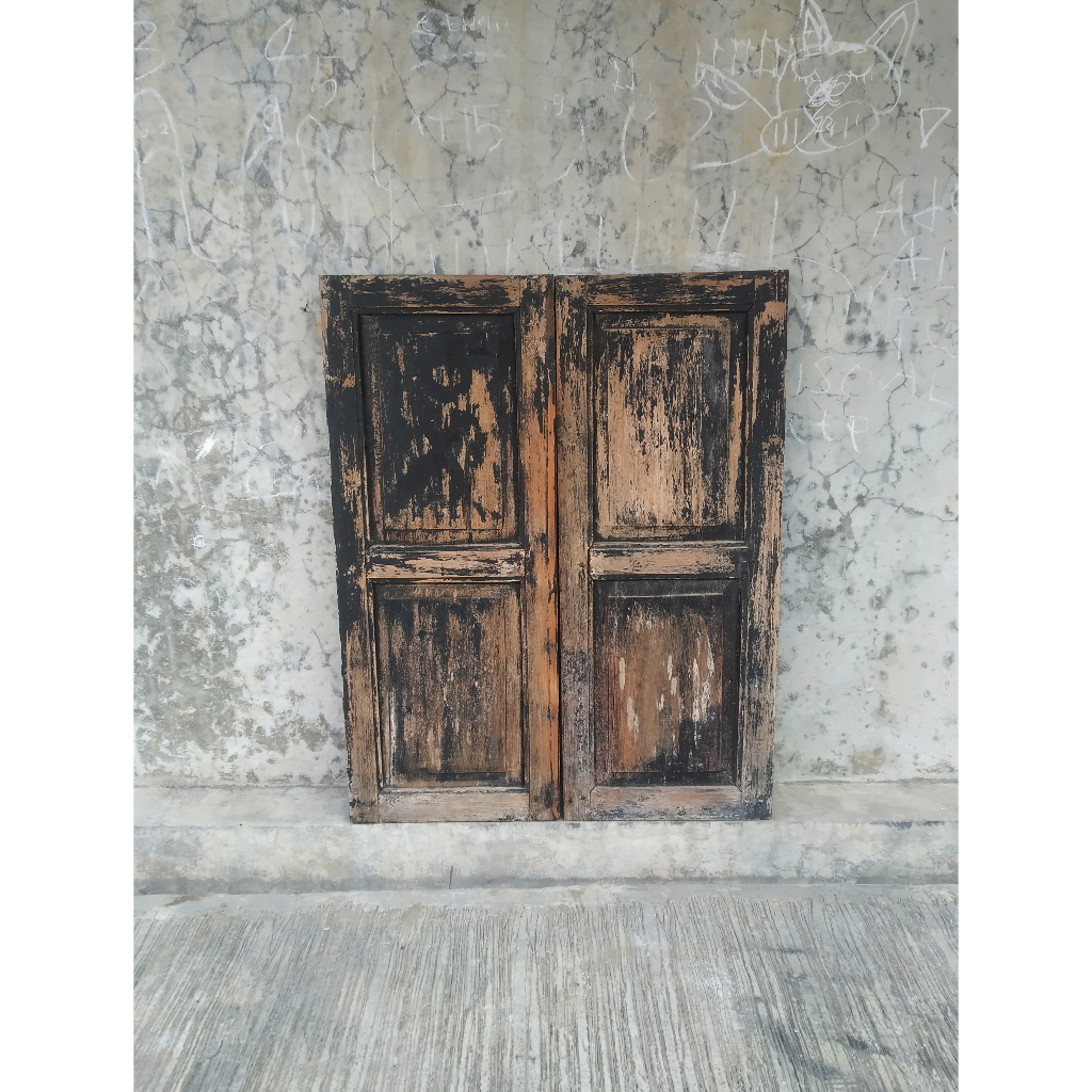 Jendela Jati Lawas/Sepasang Daun Jendela Kayu Jati Lawas