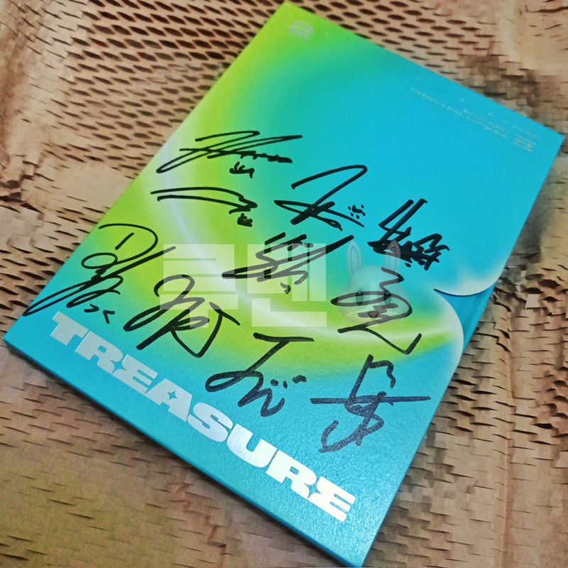 [READY STOCK] TREASURE SIGNED ALBUM The Second Step: Chapter Two HELLO TSS CH2