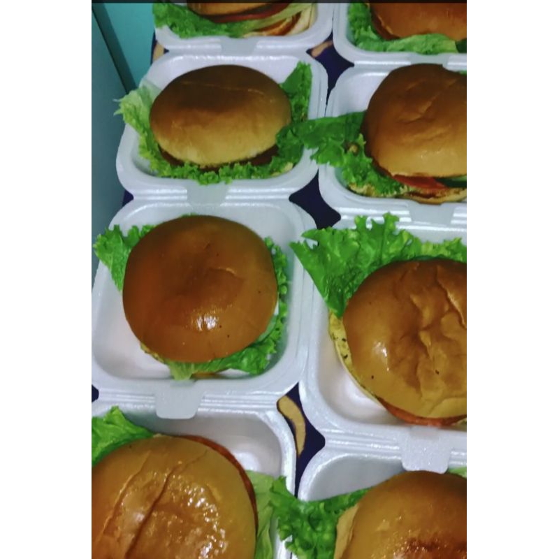 

Roti Cheese Burger Sapi siap makan