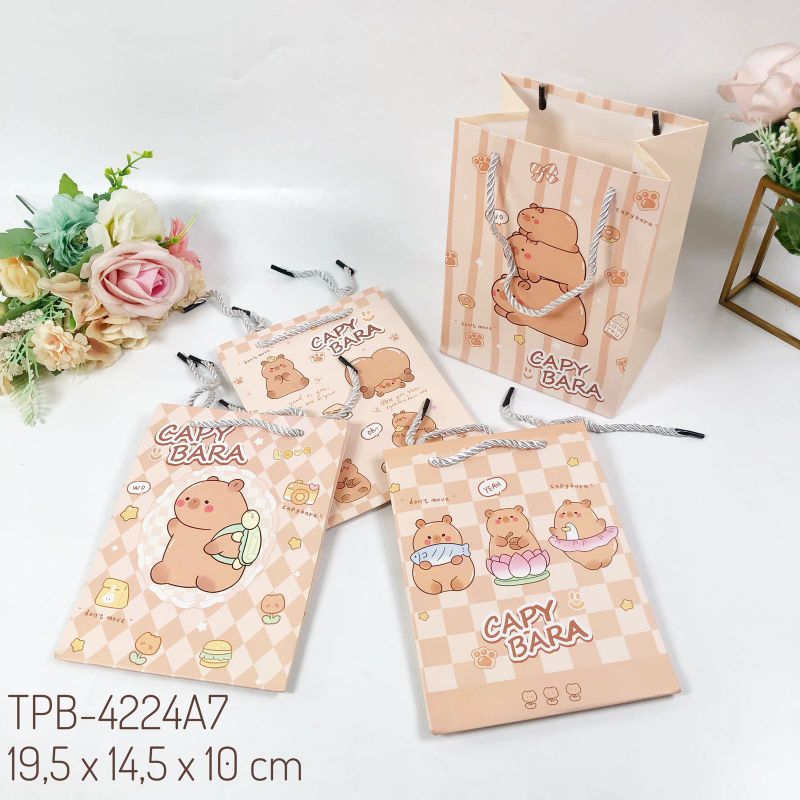 

DSB 11 Tas kertas Capybara Paperbag Capybara Tas kado