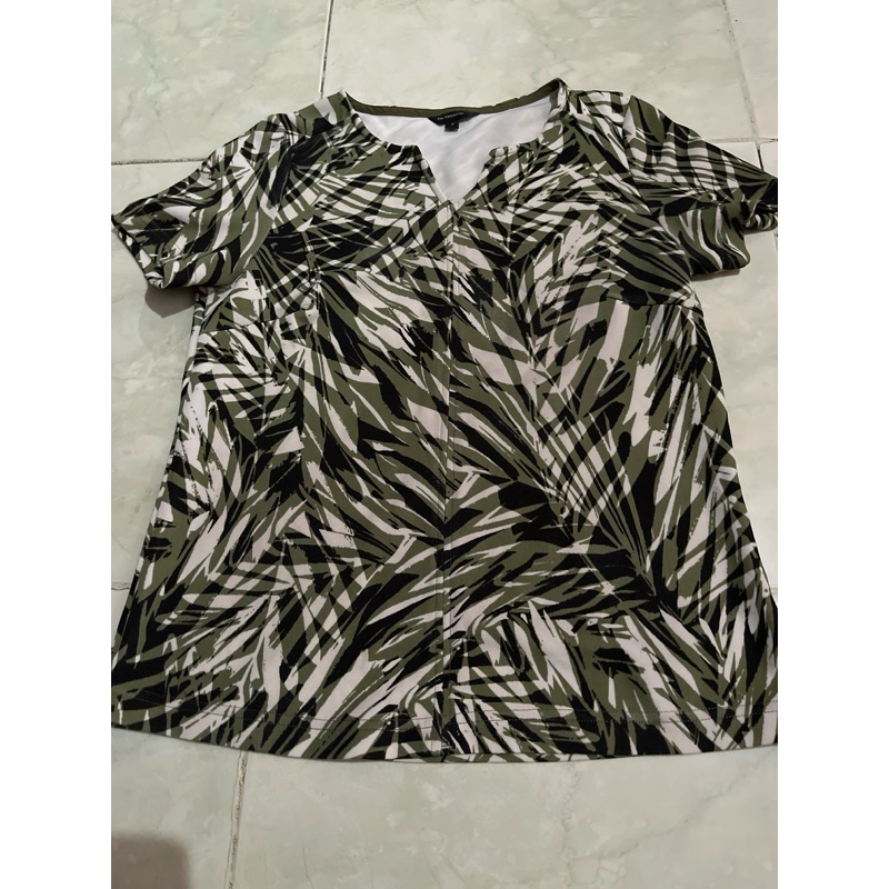 T shirt / kaos wanita the executive