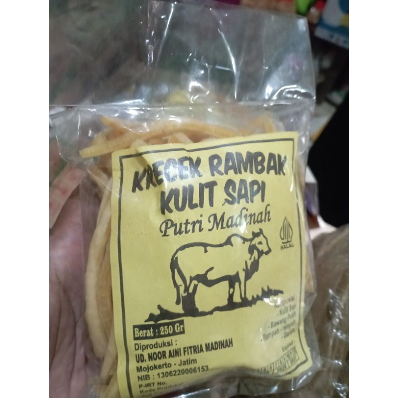 

kerupuk rambak / krecek kulit sapi