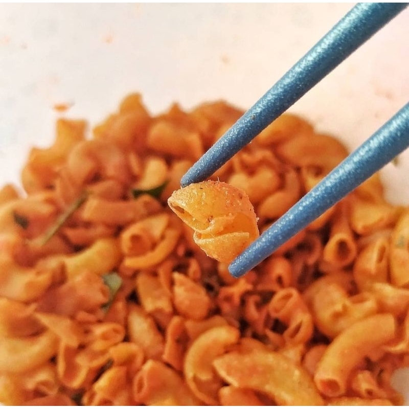 

Snack Erdogan Makroni Original dan Pedas daun jeruk