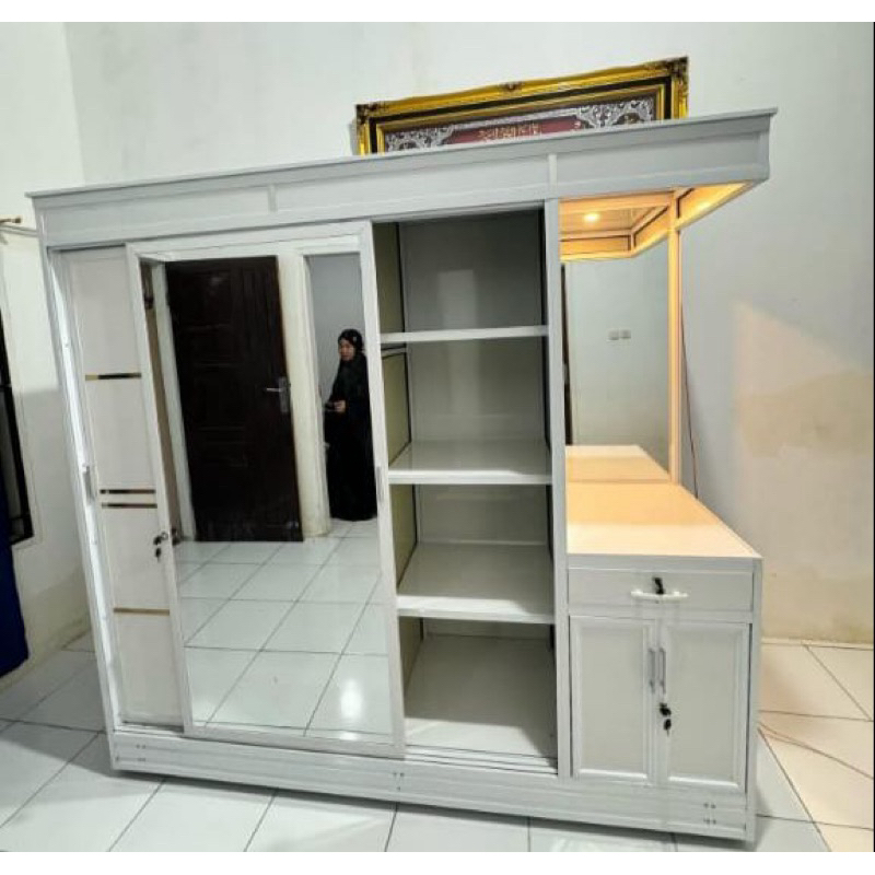 Lemari Sliding Rias / Lemari Aluminium jumbo
