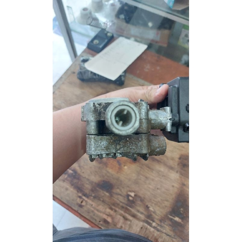 pesanan copotan sparepart lakoni laguna 70