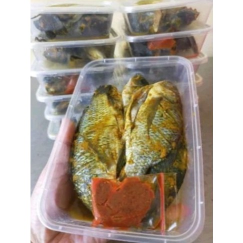 

SIAP KIRIM Ikan Mujair Segar Marinasi Bumbu Kuning isi 2 ekor free Sambal Terasi Fresh