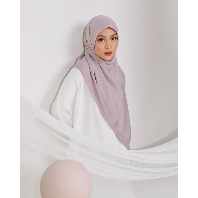 Jilbab Segi Empat Jumbo/ Jilbab Segi Empat Syari