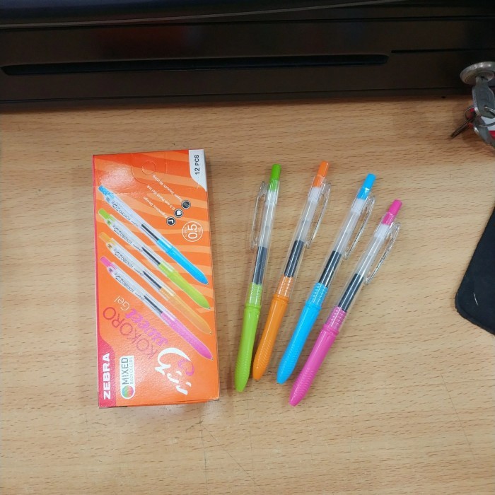 

Pen / Pulpen / Ballpoint Gel Kokoro Sweet 0.5 Hitam Zebra