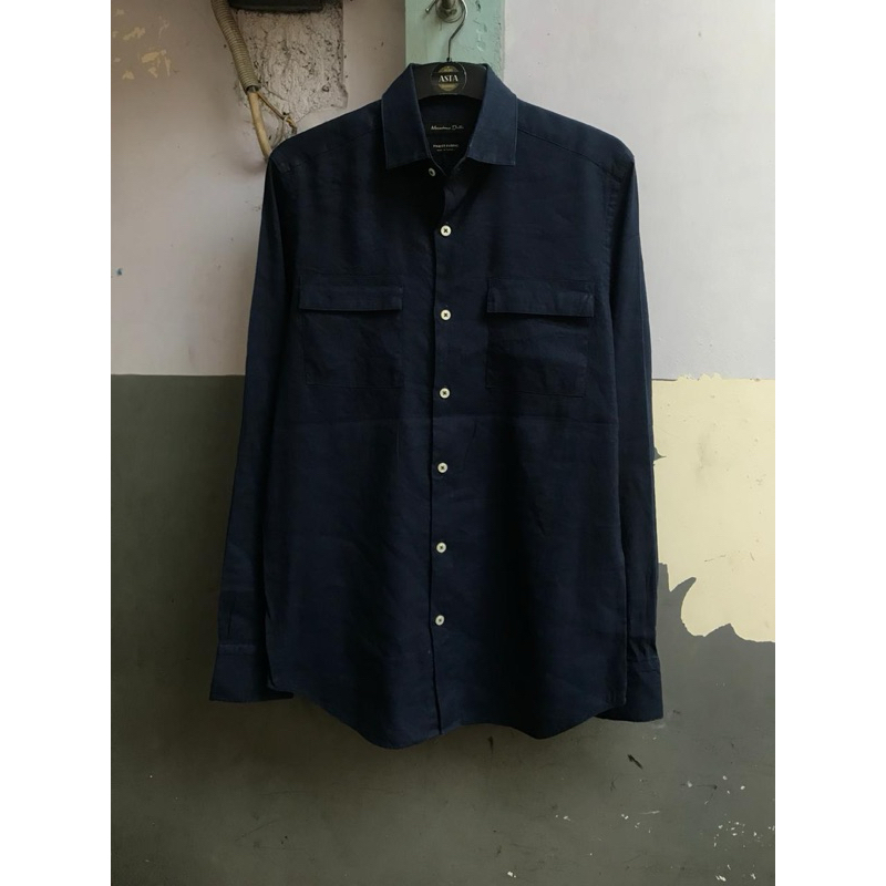 kemeja pria linen navy massimo dutti lengan panjang size M preloved