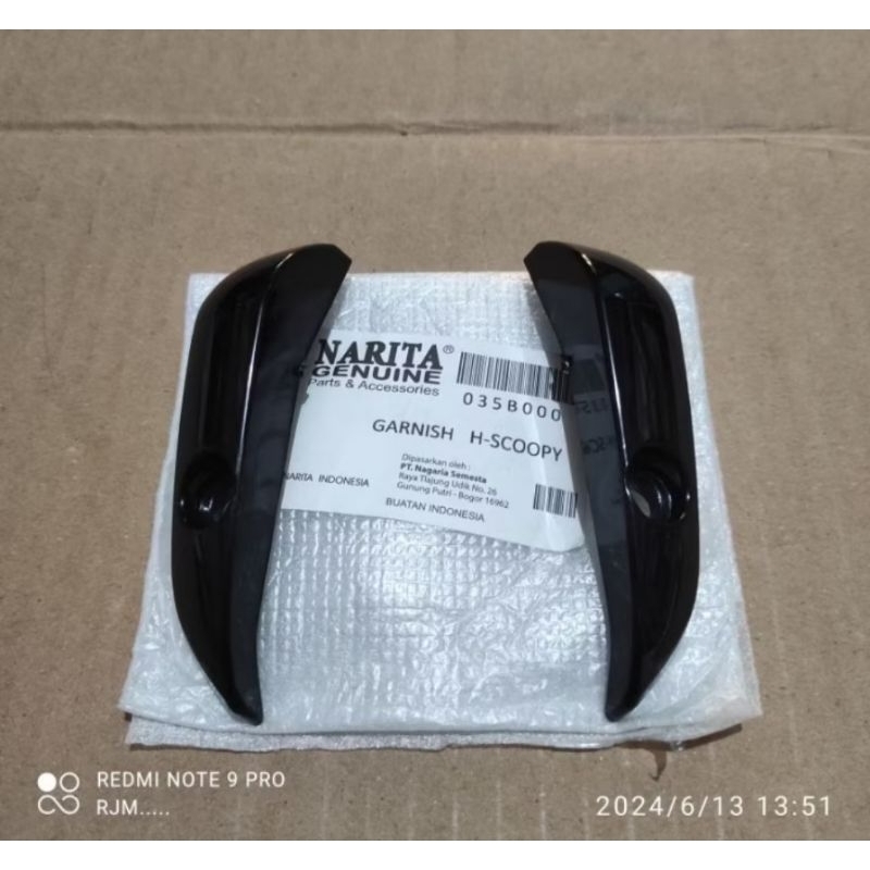 GARNISH ATAU PENGAIT BATOK HONDA SCOOPY KARBU LAMA KIRI KANAN