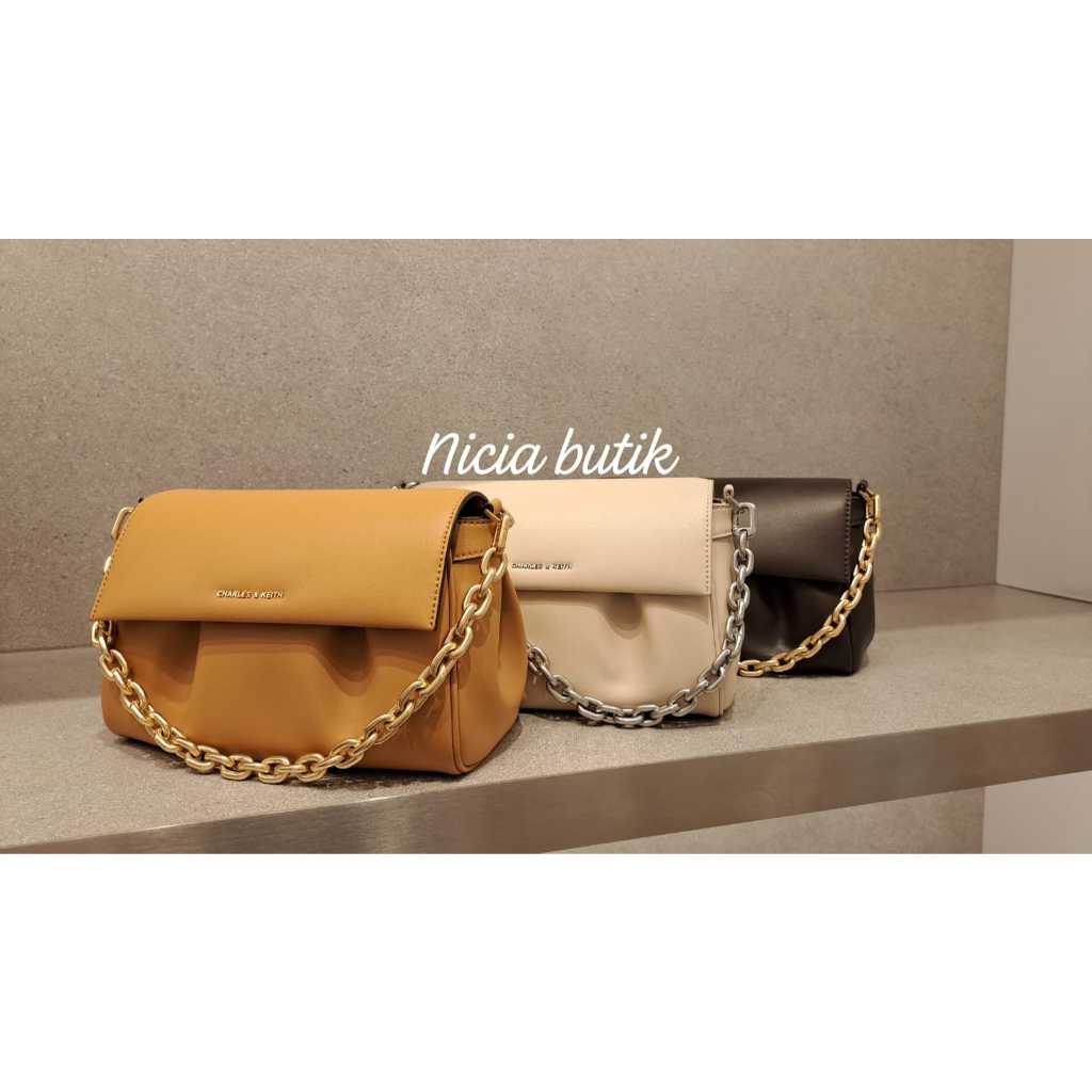tas ck handle chain front flap calla