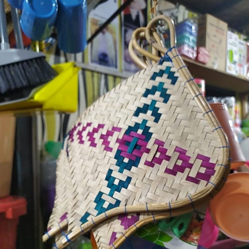 KIPAS TANGAN,Kipas sate,anyaman