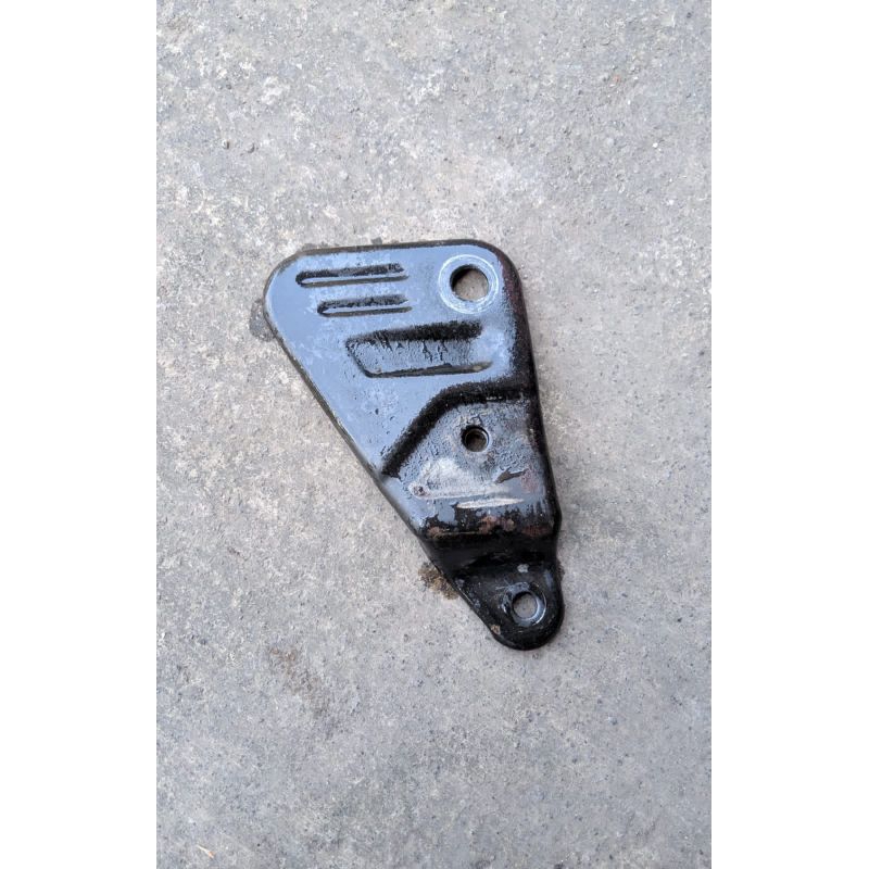 Bracket knalpot absolute revo original lepasan motor