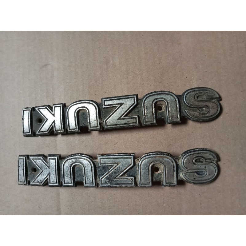 emblem suzuki a 100