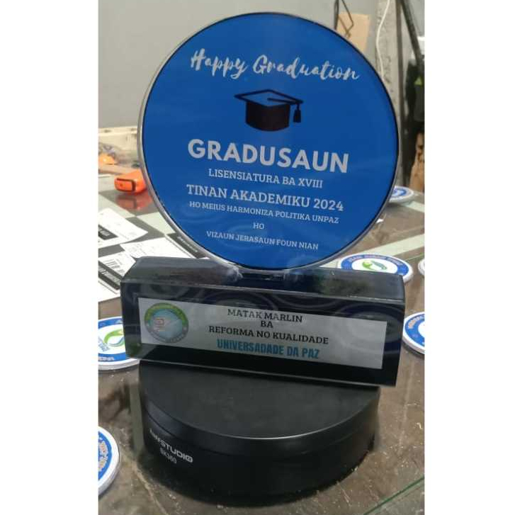 Plakat Akrilik Custom 8 mm I Plakat Wisuda I Plakat Lomba I Penghargaan Plakat Murah Bandung Bazzart