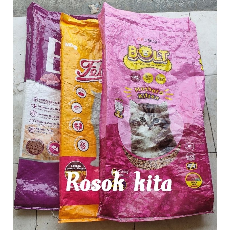 Karung bekas / karung pakan kucing 20kg / karung bekas pakan