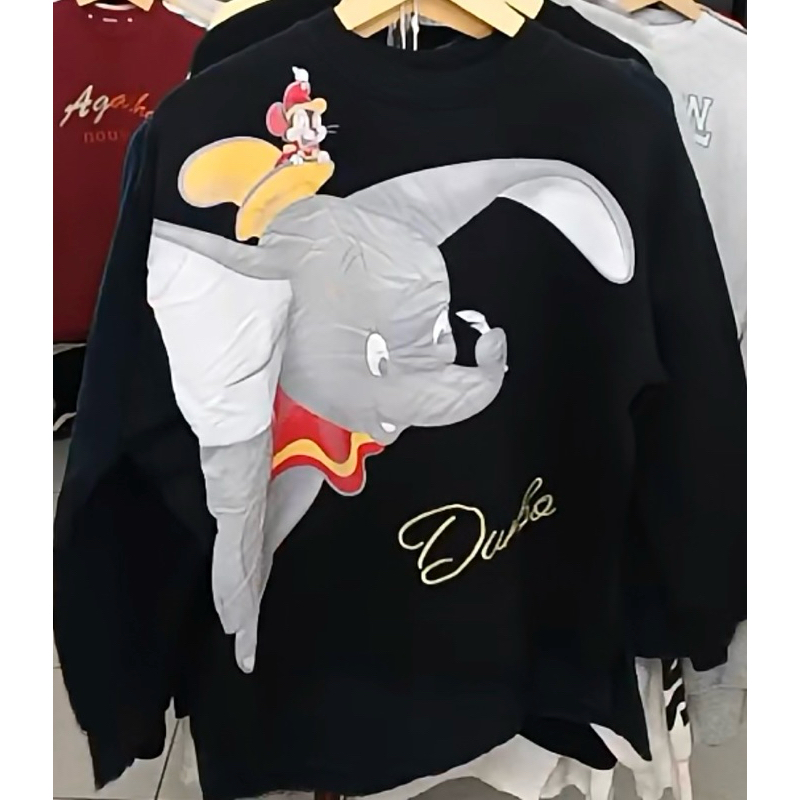 Zara x disney dumbo crewneck sweater sweatshirt cn black hitam