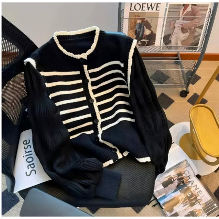 Febrina Curly Blouse Sweater Knit Rajut Premium Wanita Motif Kancing Depan Terbaru Baju Atasan Knit 