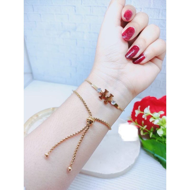 Gelang serut plat H titanium fashion wanita