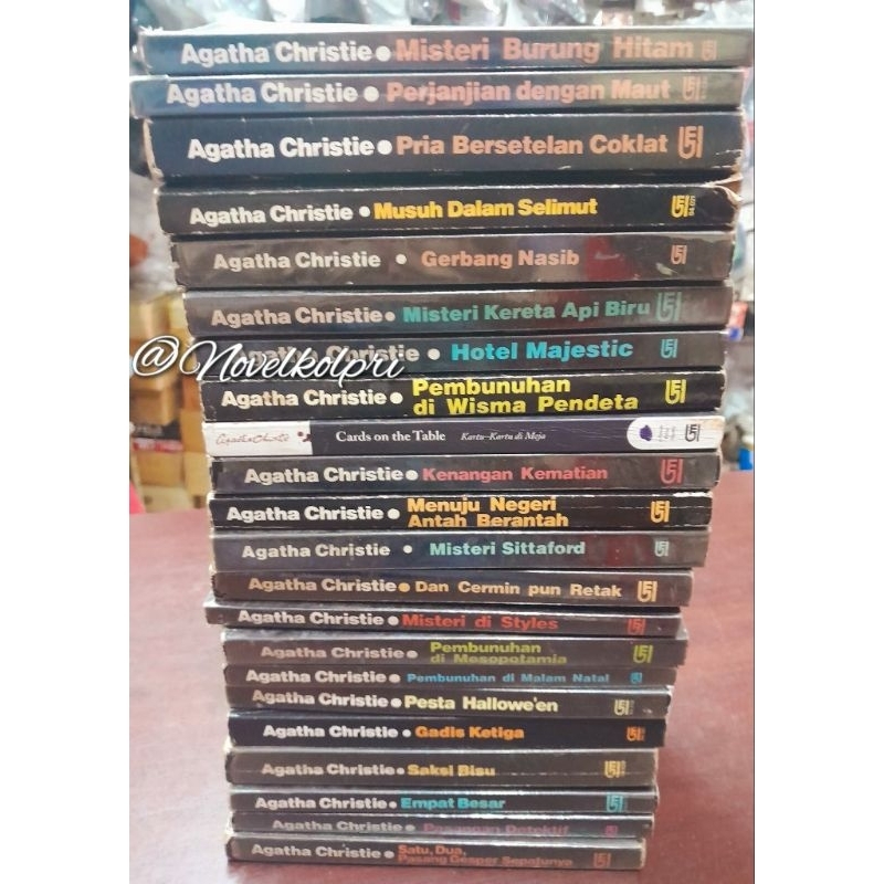 Novel SET 22 Buku Agatha Christie Novel Misteri Thriller