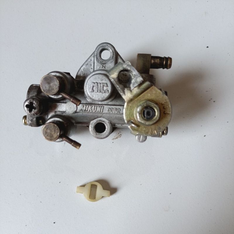 POMPA OLI SUZUKI FR80 ORIGINAL