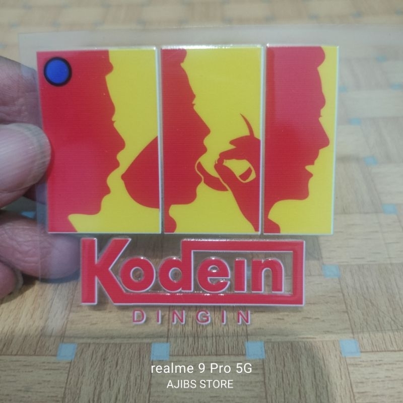 STIKER DTF UV PLESETAN KODEIN UNTUK HP LAPTOP MOBIL MOTOR