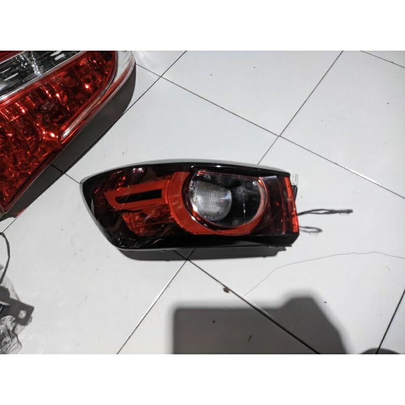 stoplamp lampu belakang mazda cx3 2017 2018 LH/kiri original