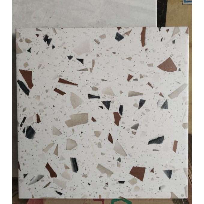 Eksklusif Keramik lantai 4x4 matt kasar TERAZO PIXIE BINTIK CREAM untuk keramik kamar mandi kasar