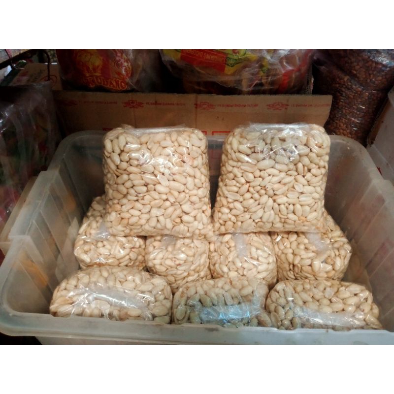 

jual kacang tanah kupas / Kacang kupas 1 kg