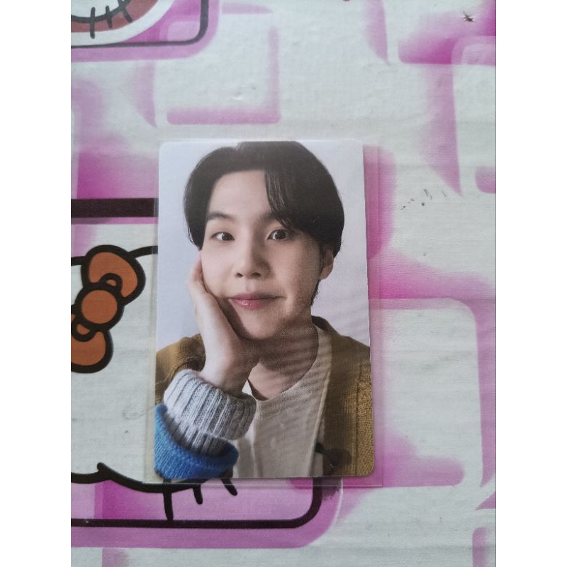 PC Yoongi Topang dagu