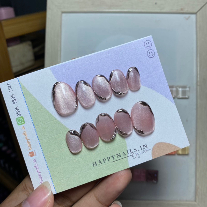 Cat Eye soft Pink Press On Fakenail