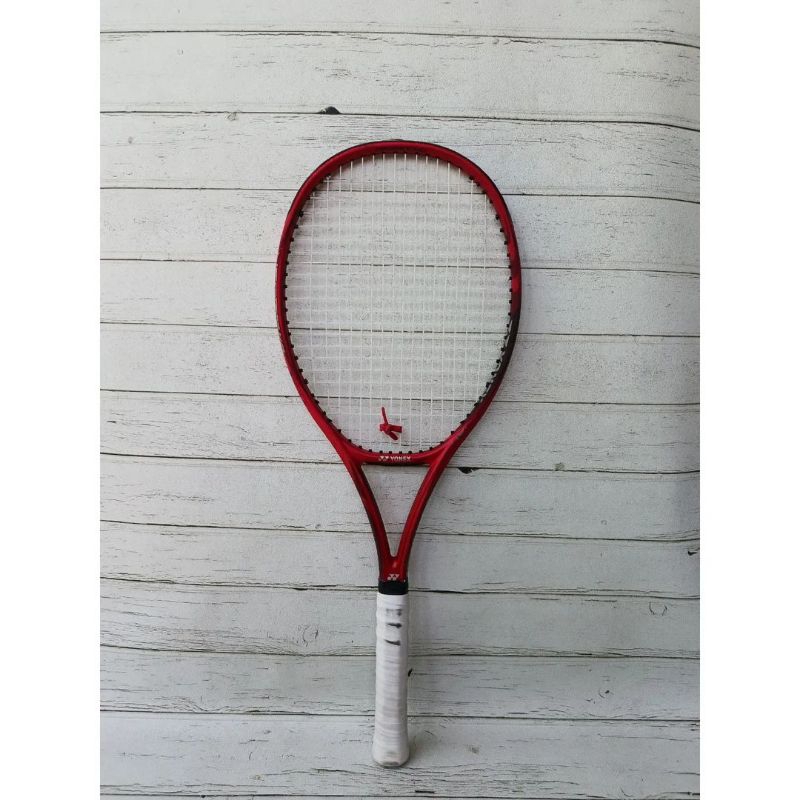 [ RAKET TENIS SECOND YONEX VCORE 98 FLAME RED 2020 (JAPAN) / 305 Gram - 98 in ]